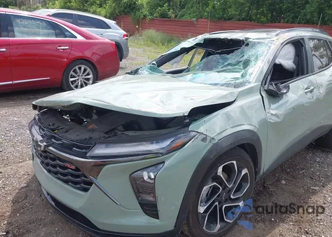 2024 Chevrolet Trax Fwd 2Rs z USA, uszkodzony, nr VIN KL77LJE25RC097923